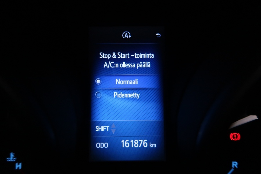 Toyota Auris vaihtoauto