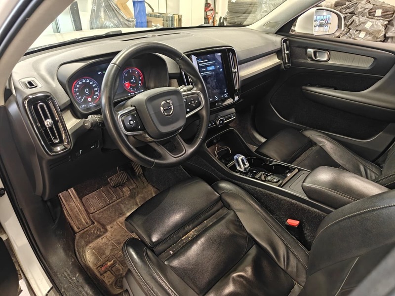 Volvo XC40 vaihtoauto