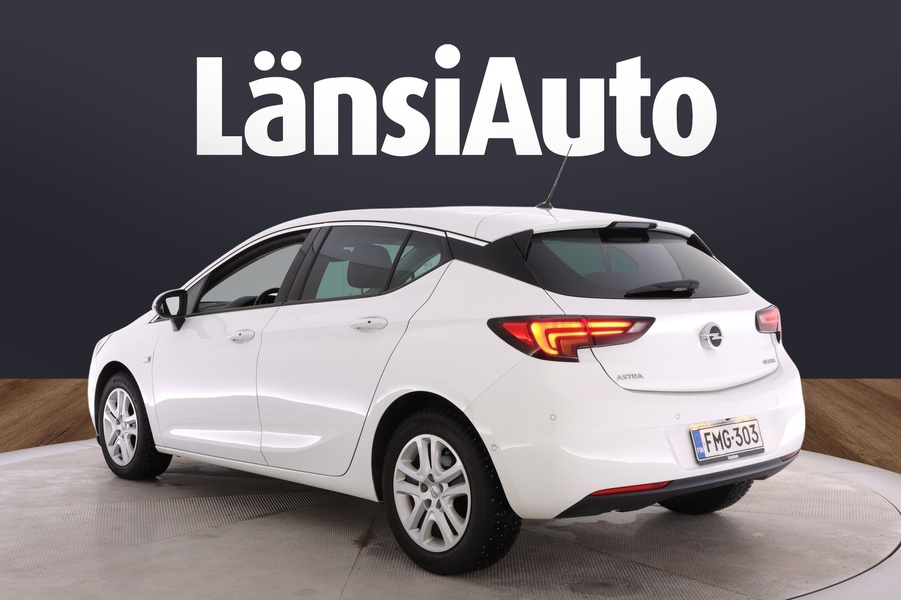 Opel Astra vaihtoauto