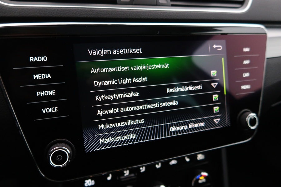 Skoda Superb vaihtoauto