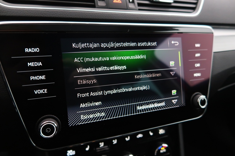 Skoda Superb vaihtoauto