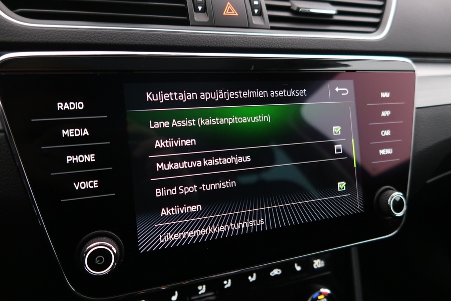 Skoda Superb vaihtoauto