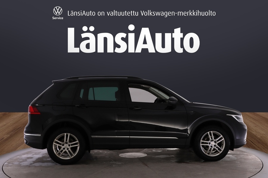 Volkswagen Tiguan vaihtoauto
