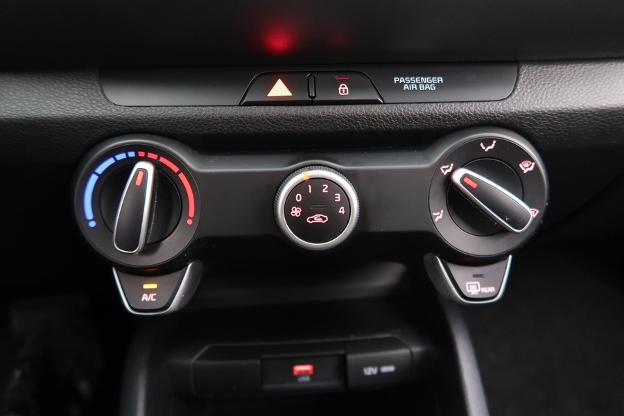 Kia Stonic vaihtoauto