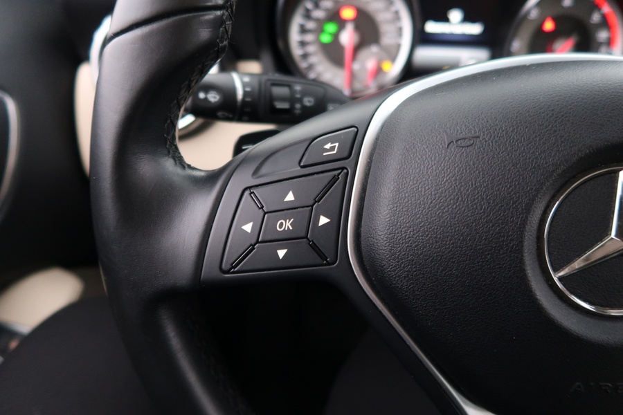 Mercedes-Benz GLA vaihtoauto