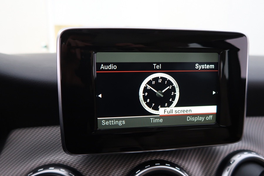 Mercedes-Benz GLA vaihtoauto