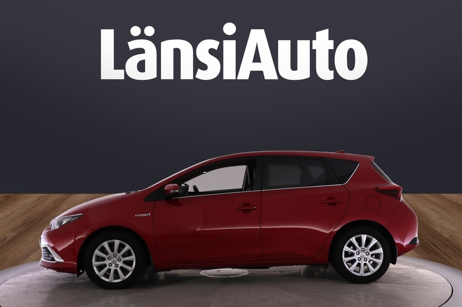 Toyota Auris vaihtoauto