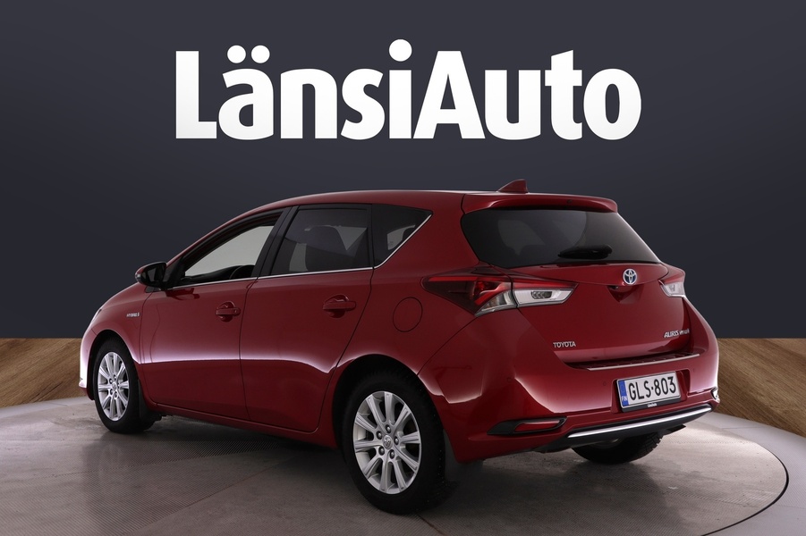 Toyota Auris vaihtoauto