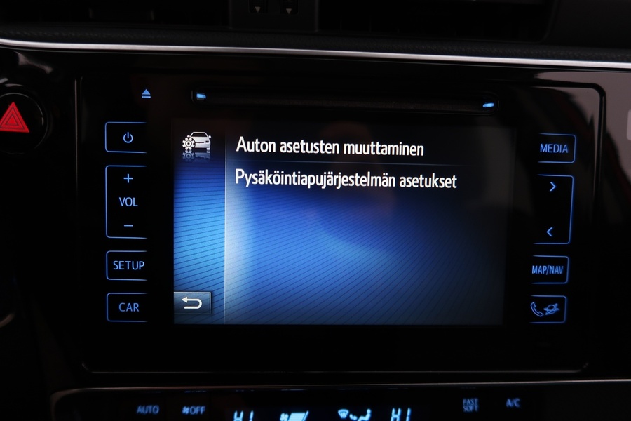 Toyota Auris vaihtoauto