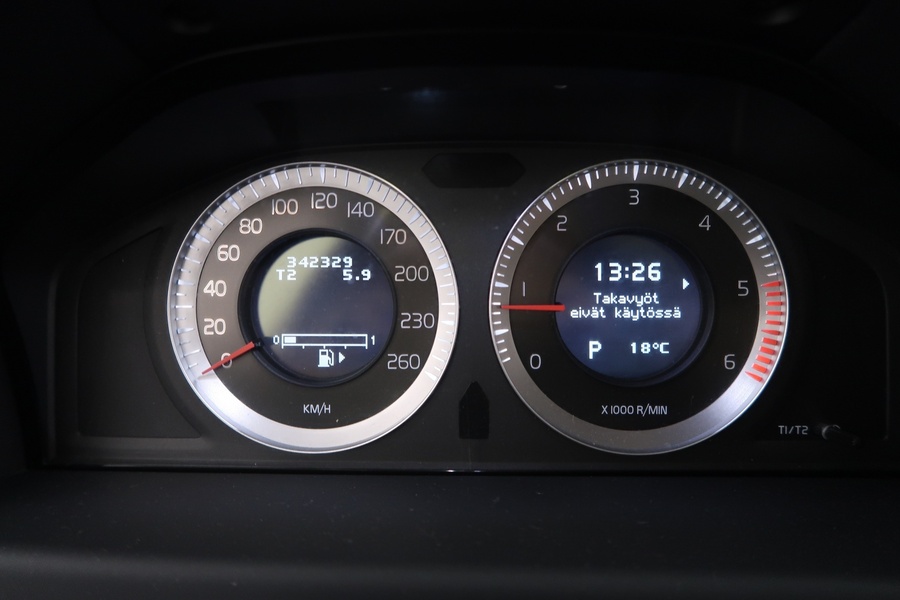 Volvo V70 vaihtoauto