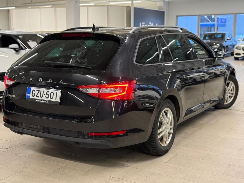 Skoda Superb vaihtoauto