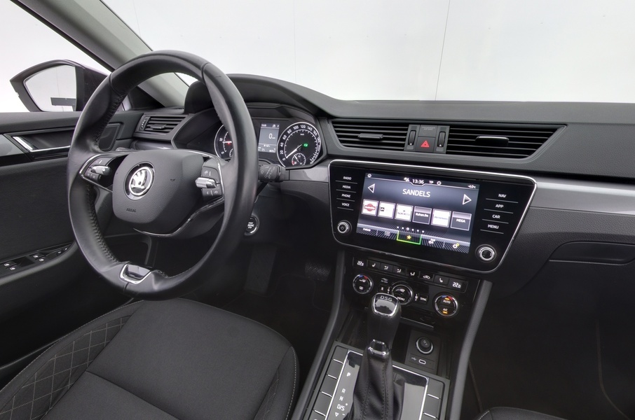 Skoda Superb vaihtoauto