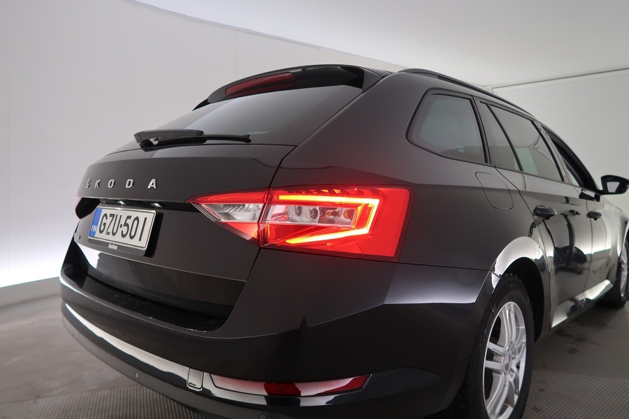 Skoda Superb vaihtoauto