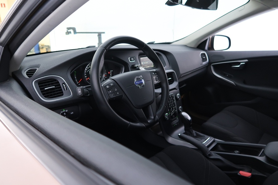 Volvo V40 vaihtoauto