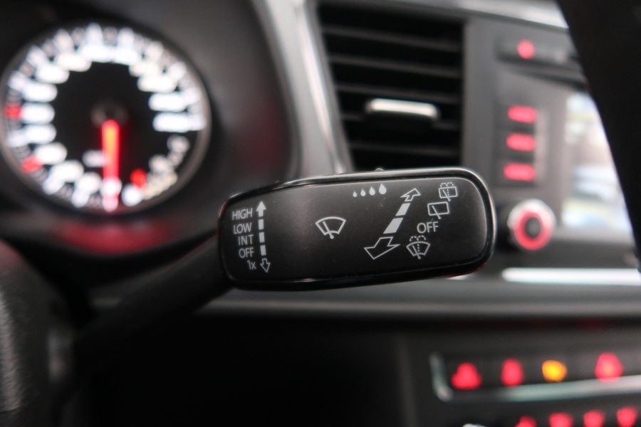 SEAT Leon vaihtoauto