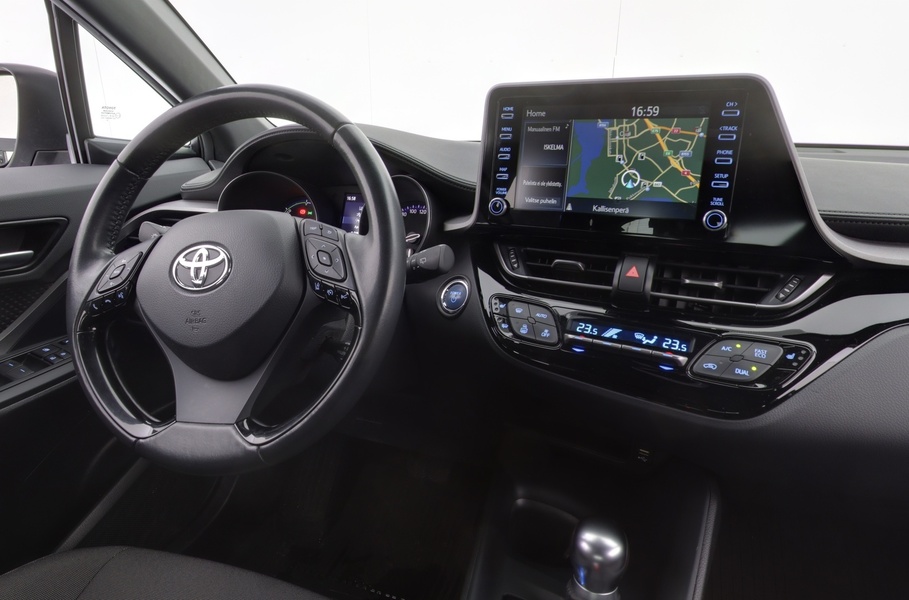 Toyota C-HR vaihtoauto