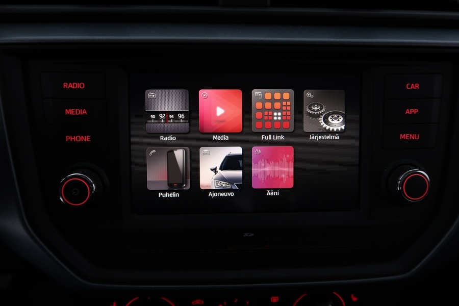 SEAT Arona vaihtoauto