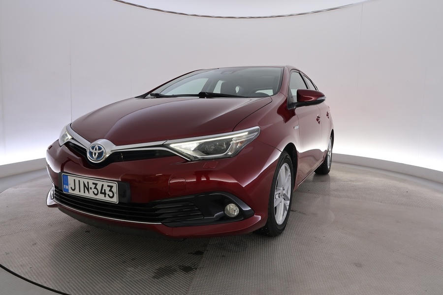 Toyota Auris vaihtoauto