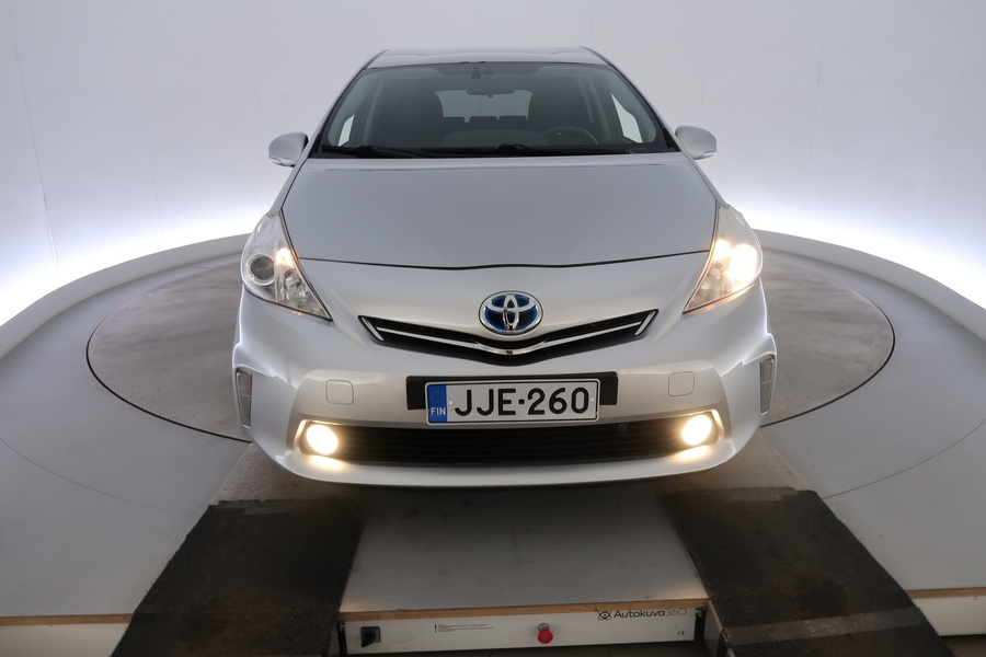 Toyota Prius+ vaihtoauto