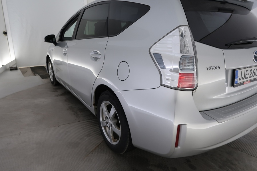 Toyota Prius+ vaihtoauto