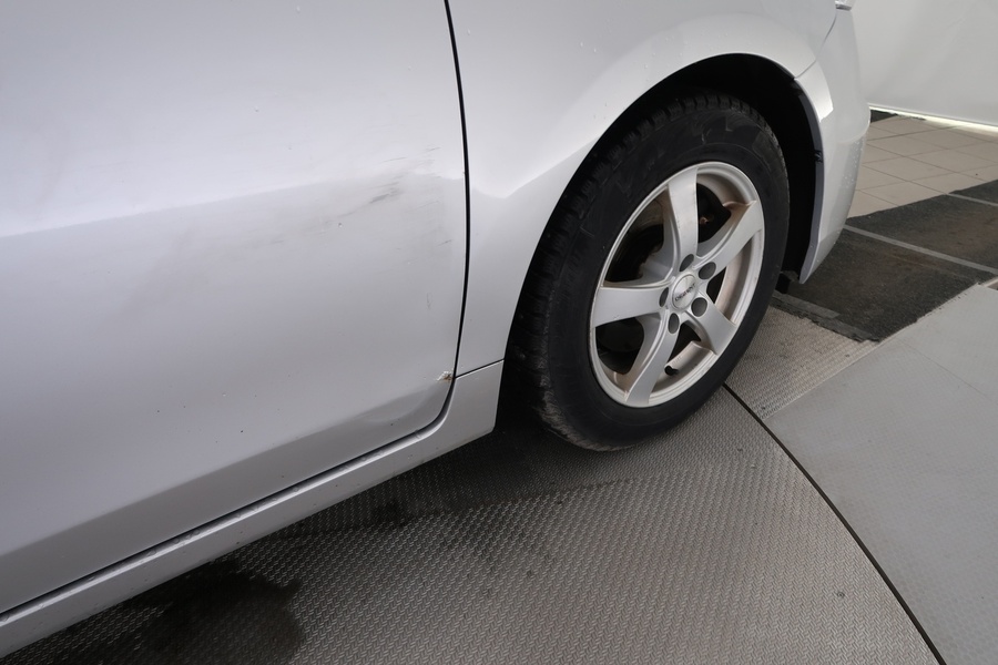 Toyota Prius+ vaihtoauto