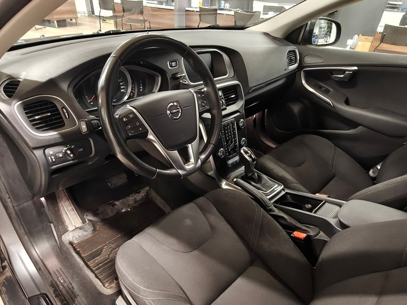 Volvo V40 vaihtoauto