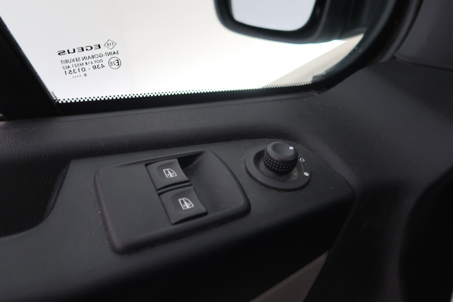 Nissan NV300 vaihtoauto