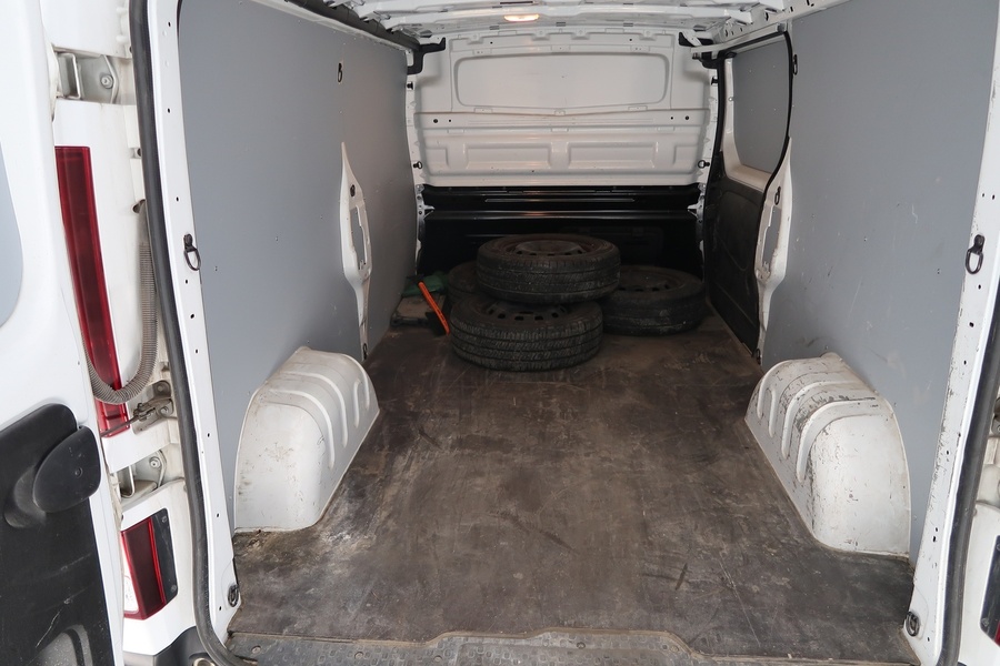 Nissan NV300 vaihtoauto