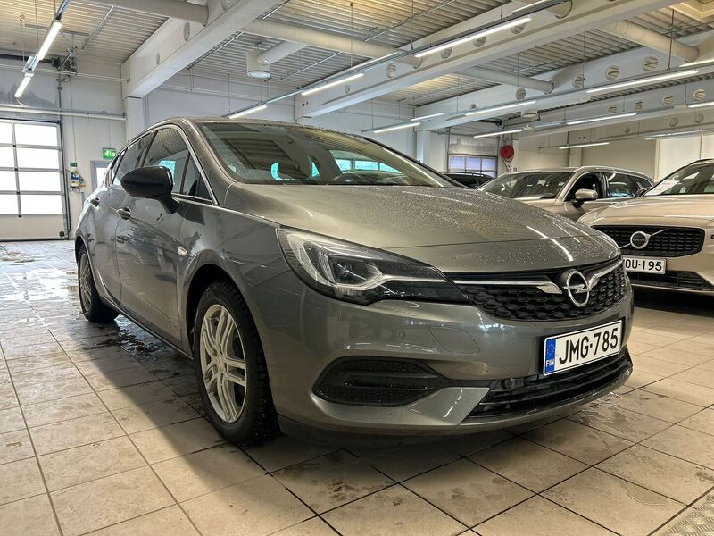 Opel Astra vaihtoauto