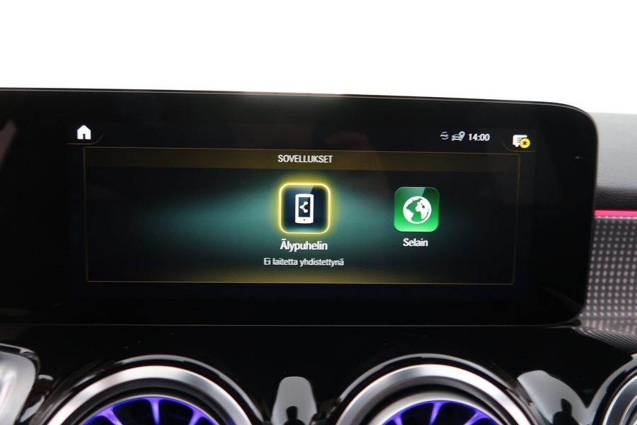 Mercedes-Benz EQB vaihtoauto