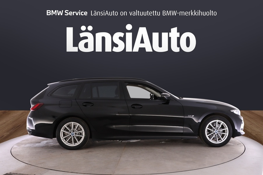 BMW 330 vaihtoauto