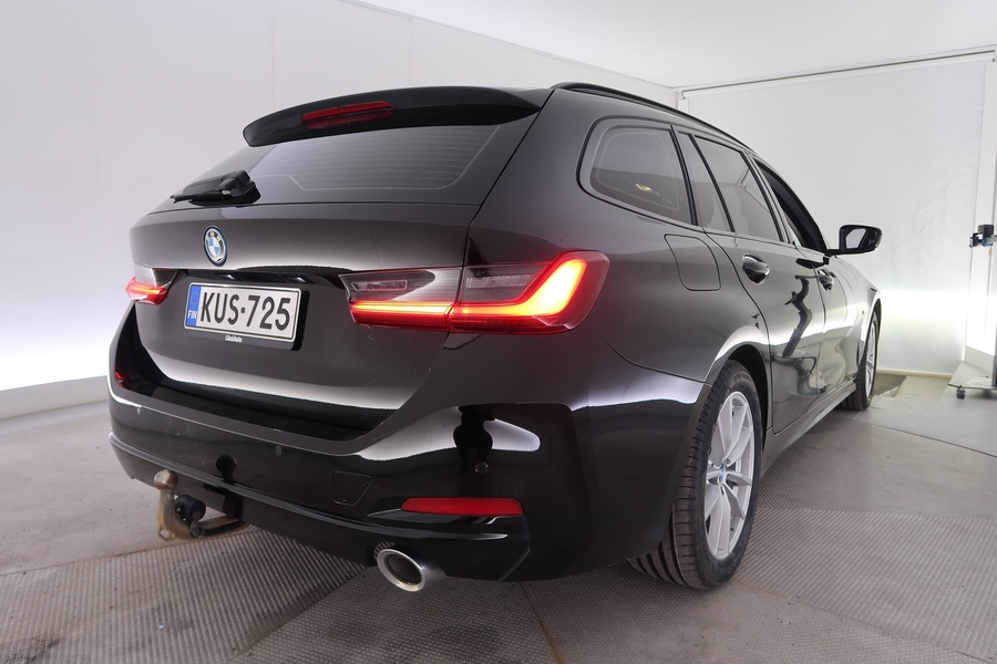 BMW 330 vaihtoauto