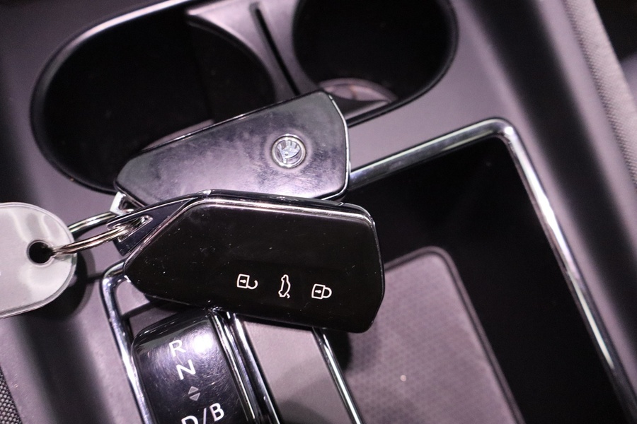 Skoda Enyaq vaihtoauto