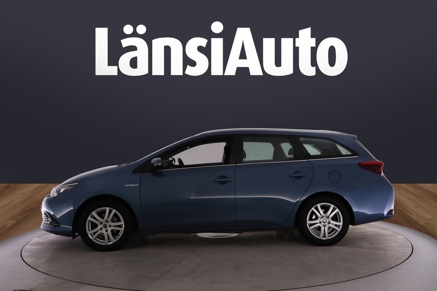 Toyota Auris vaihtoauto