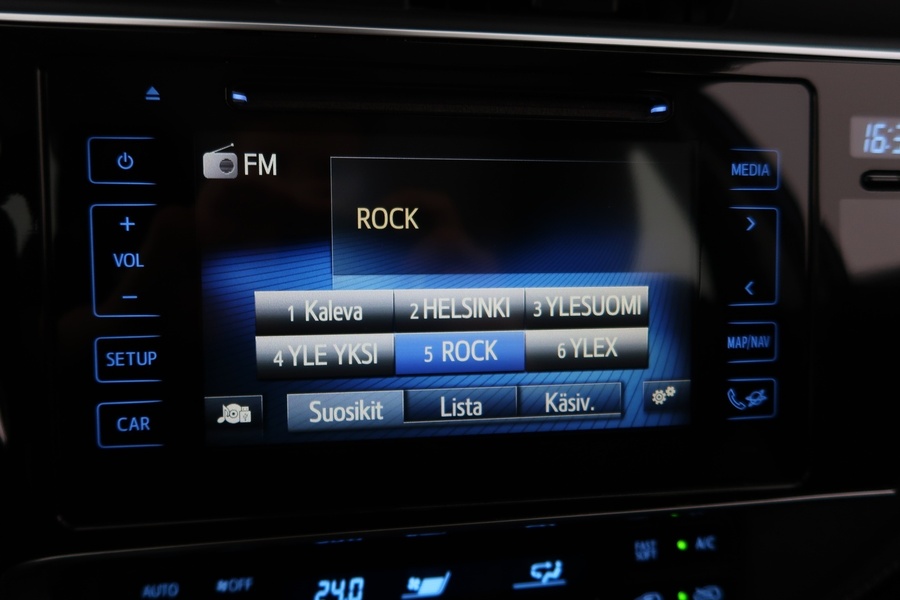 Toyota Auris vaihtoauto