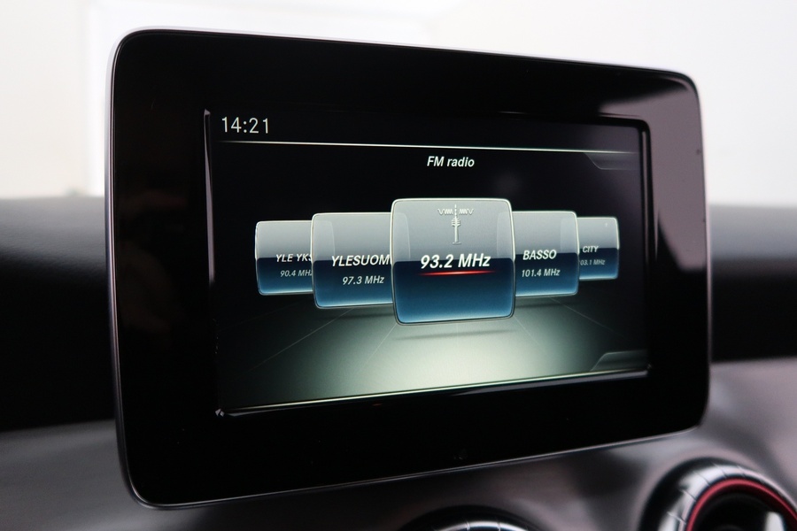 Mercedes-Benz CLA-sarja vaihtoauto