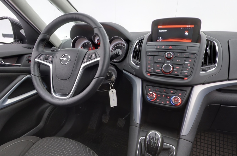 Opel Zafira Tourer vaihtoauto