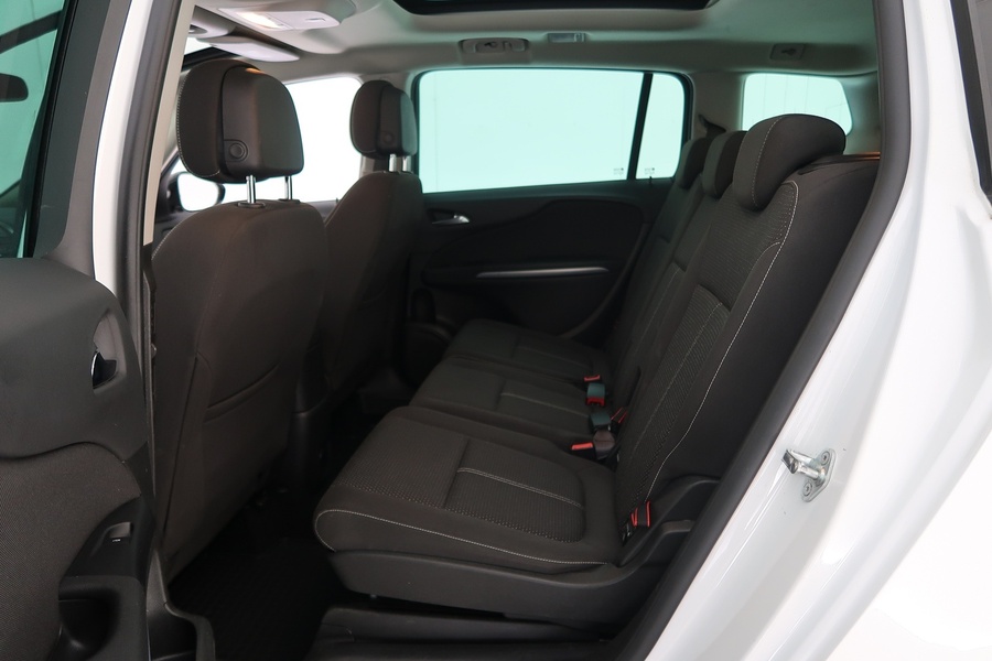 Opel Zafira Tourer vaihtoauto