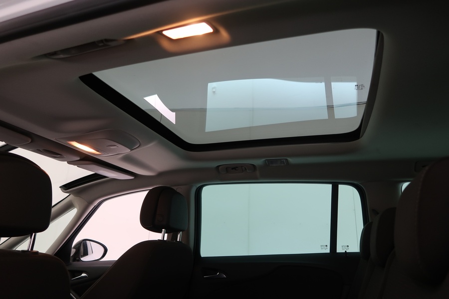 Opel Zafira Tourer vaihtoauto