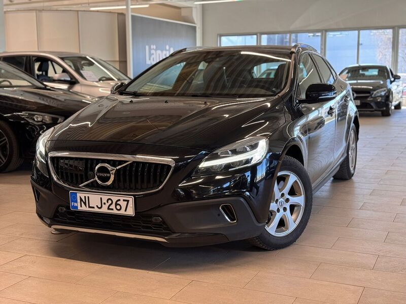 Volvo V40 Cross Country vaihtoauto