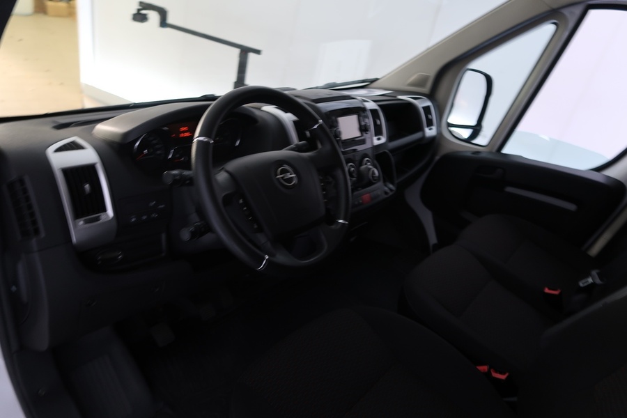 Opel Movano vaihtoauto