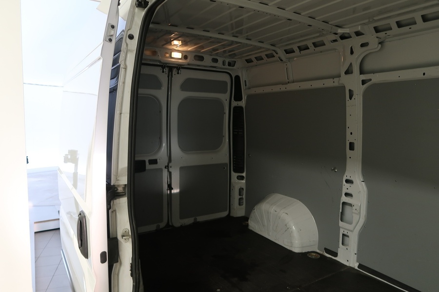 Opel Movano vaihtoauto