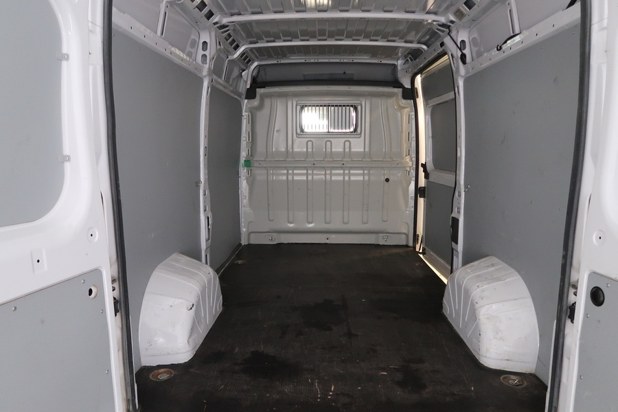 Opel Movano vaihtoauto