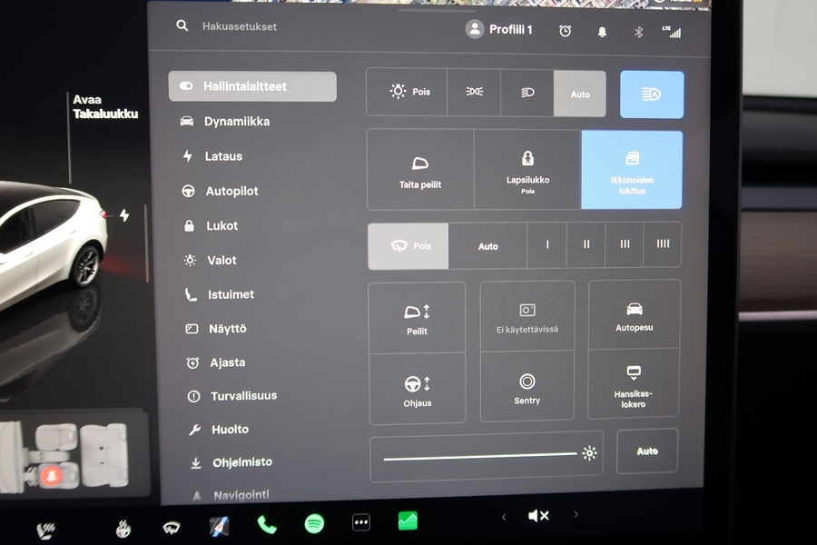 Tesla Model Y vaihtoauto
