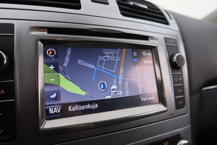 Toyota Avensis vaihtoauto