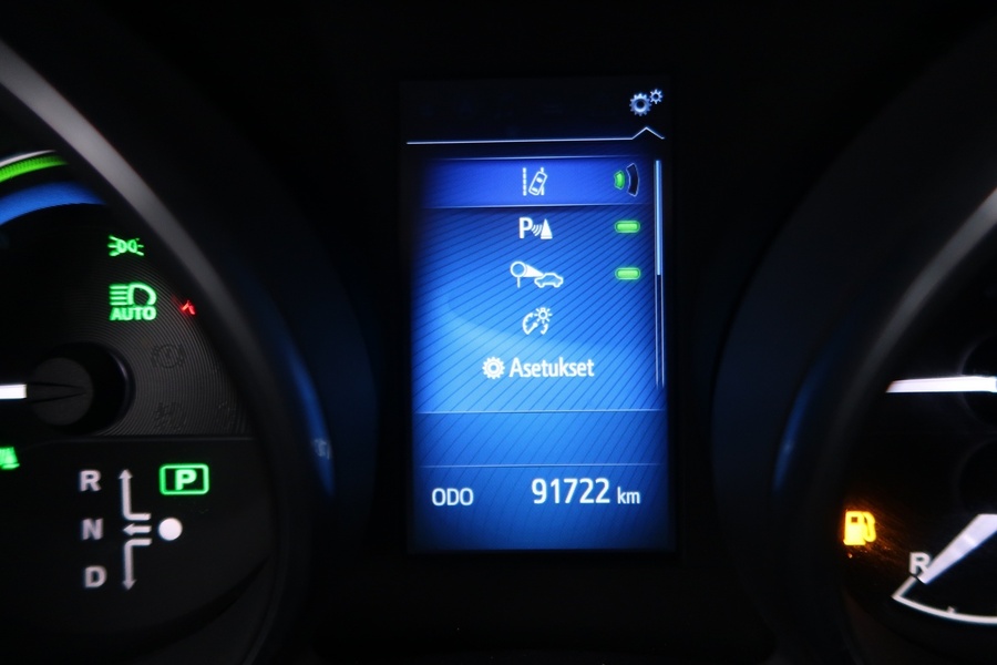 Toyota Auris vaihtoauto