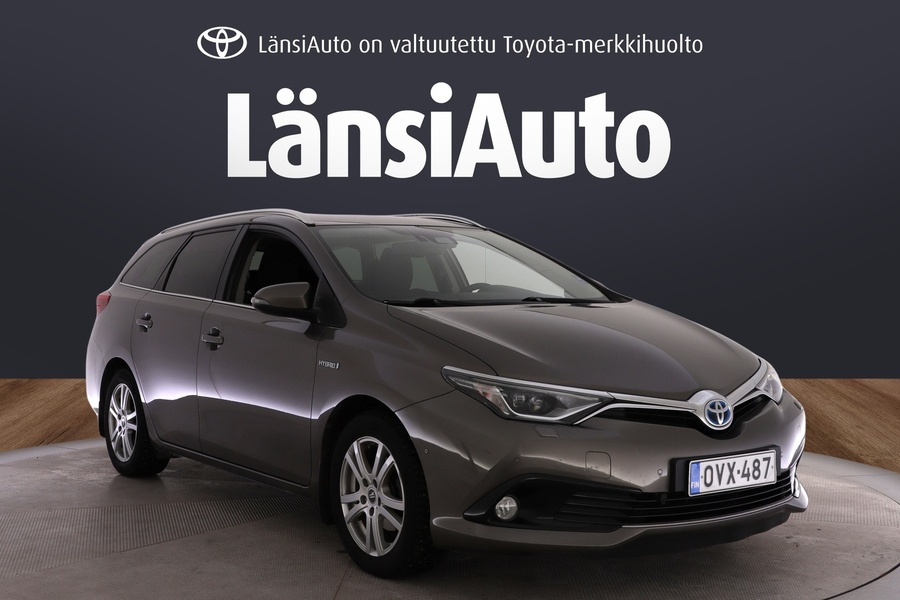 Toyota Auris vaihtoauto