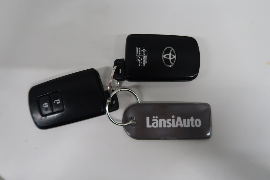 Toyota Auris vaihtoauto