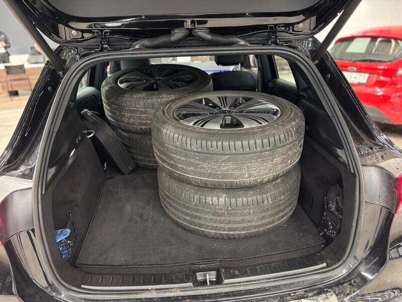 Mercedes-Benz EQA vaihtoauto