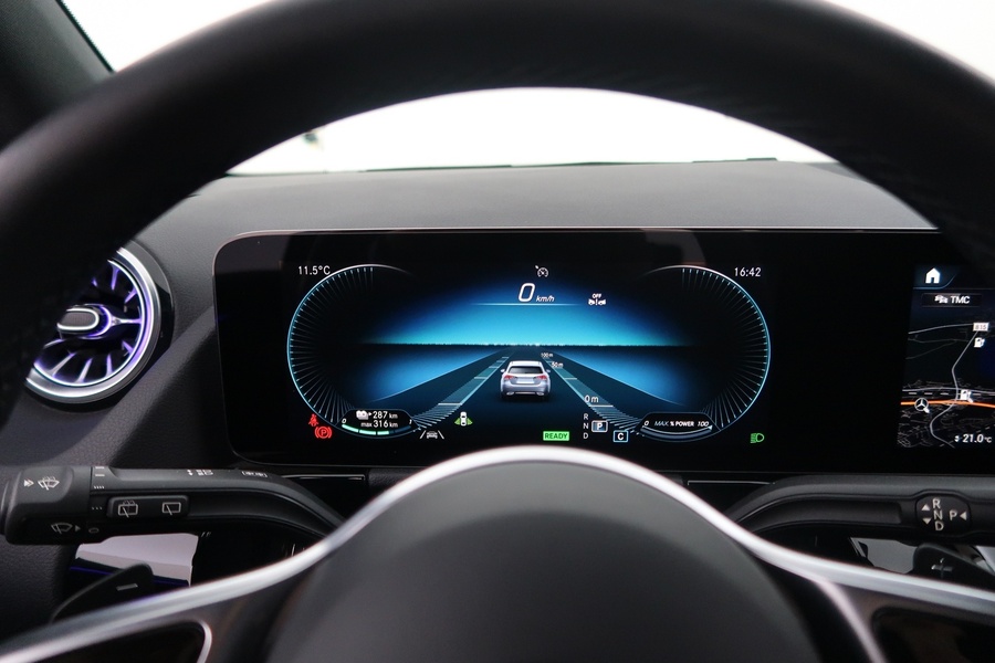 Mercedes-Benz EQA vaihtoauto